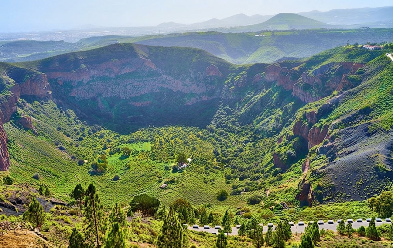 Las Palmas Tour: Vegueta, Jardín Botánico, Crater de Bandama